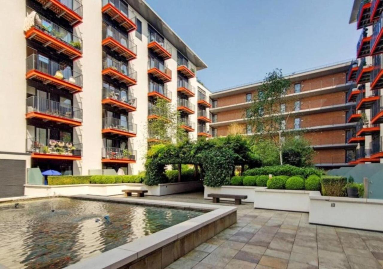 Your Riverside Home 2 With Private Balcony Londen Buitenkant foto